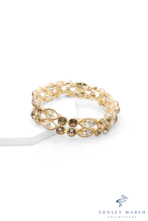 Regal Radiance - Gold Bracelet - Sunset Marsh Collections